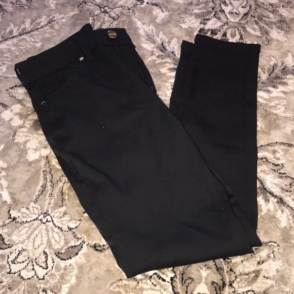 Skinny ankle jeans